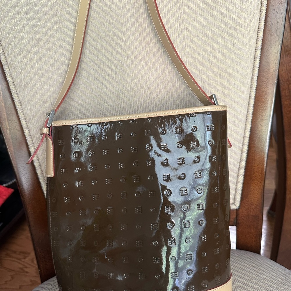Elegant Brown Designer Shoulder Bag patent leather made in Italy